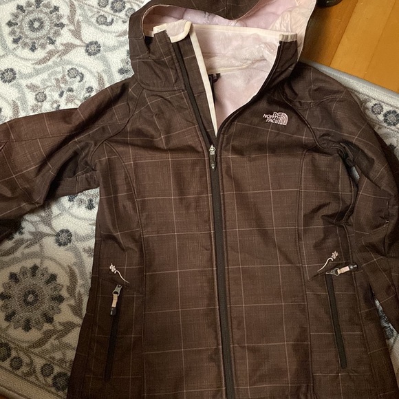 North face jacket - Picture 3 of 12